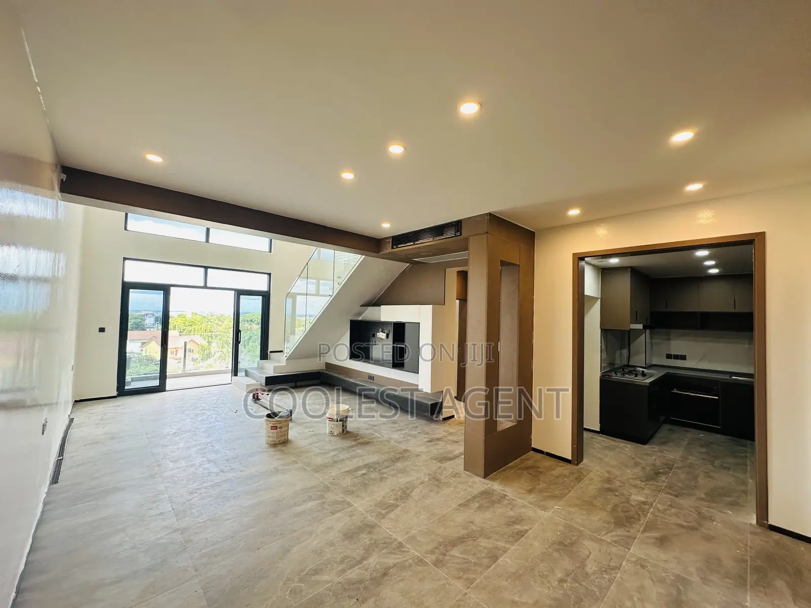 Furnished 3bdrm Duplex in Coolest Estate, Oyster Bay for rent in Oyster Bay