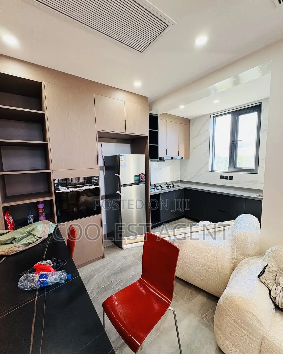 Furnished 1bdrm Apartment in Coolest Estate, Oyster Bay for rent in Oyster Bay