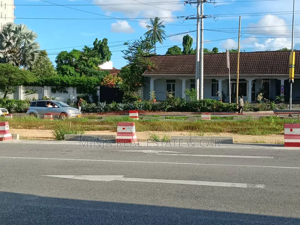 Plot For Sale Victoria Kinondoni For Investing. in Kinondoni