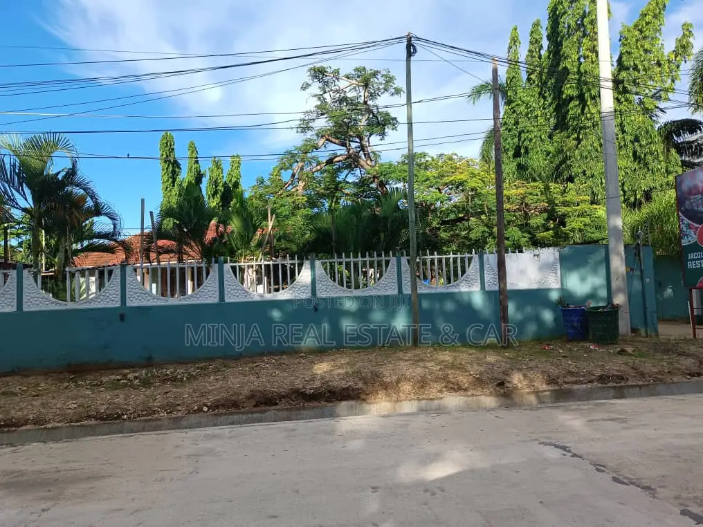 Plot for Sale Regent in Kinondoni