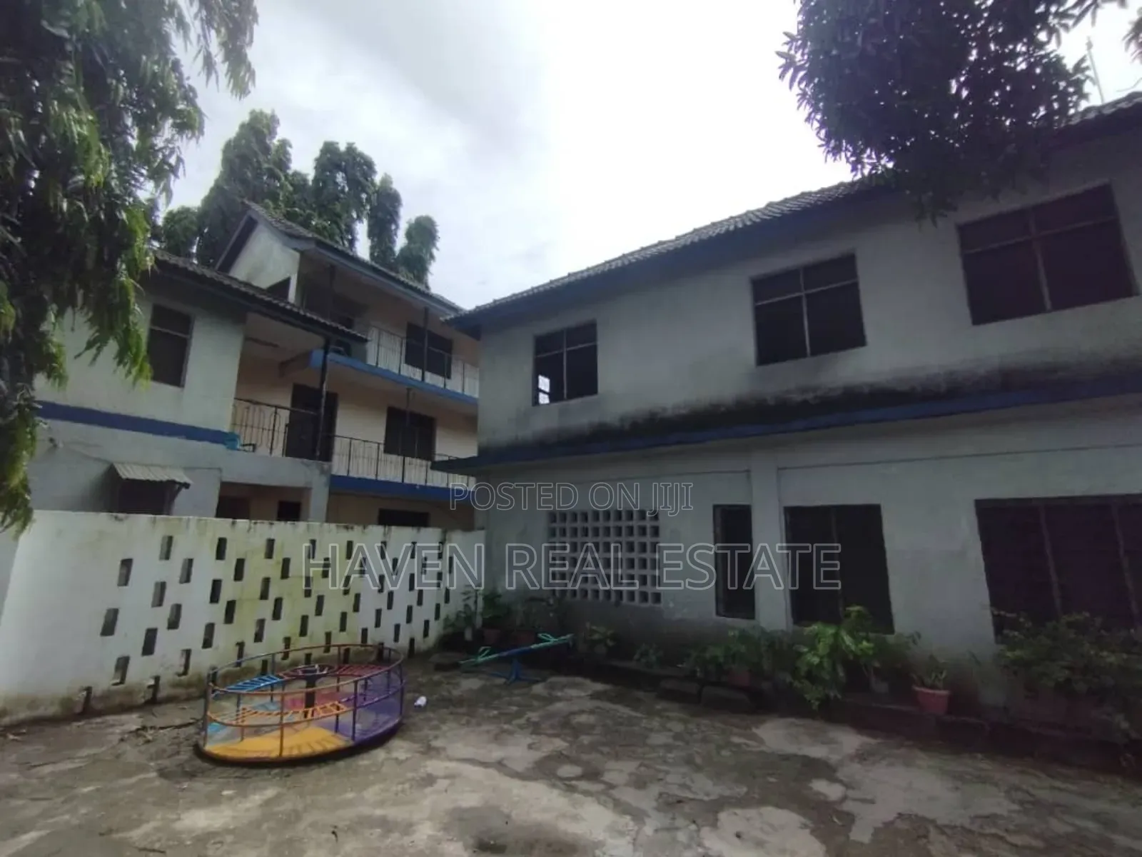 10bdrm House in Kimala for sale in Kimala