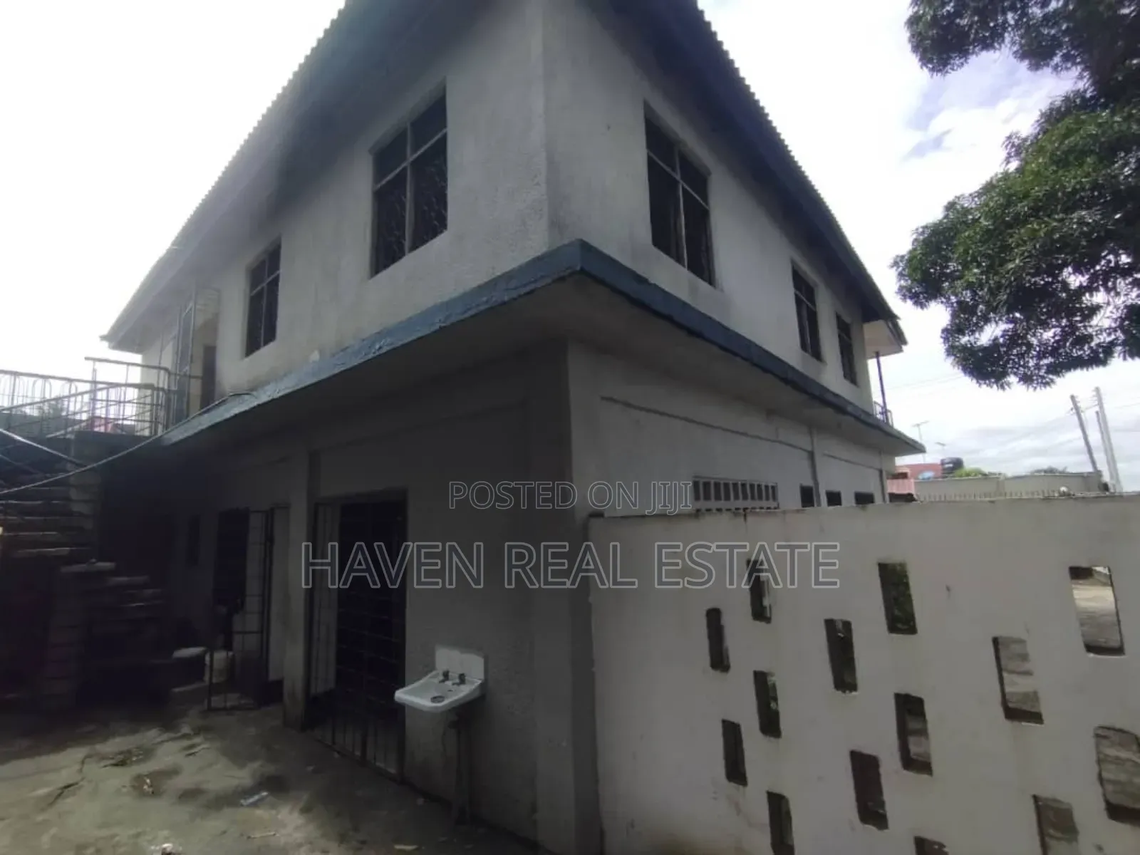 10bdrm House in Kimala for sale in Kimala