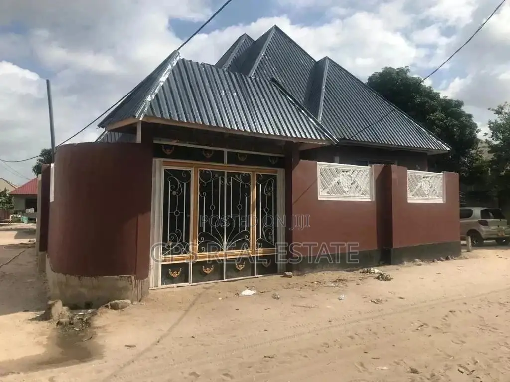 Houseeh For Sale in Temeke