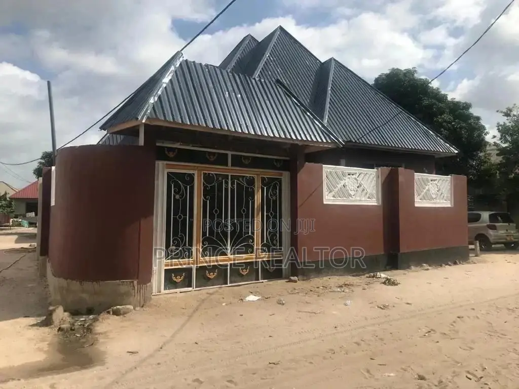 Houseeh For Sale in Temeke