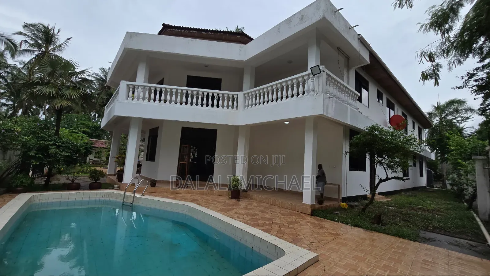 8bdrm House in Mbezibeach for sale in Mbezi Beach