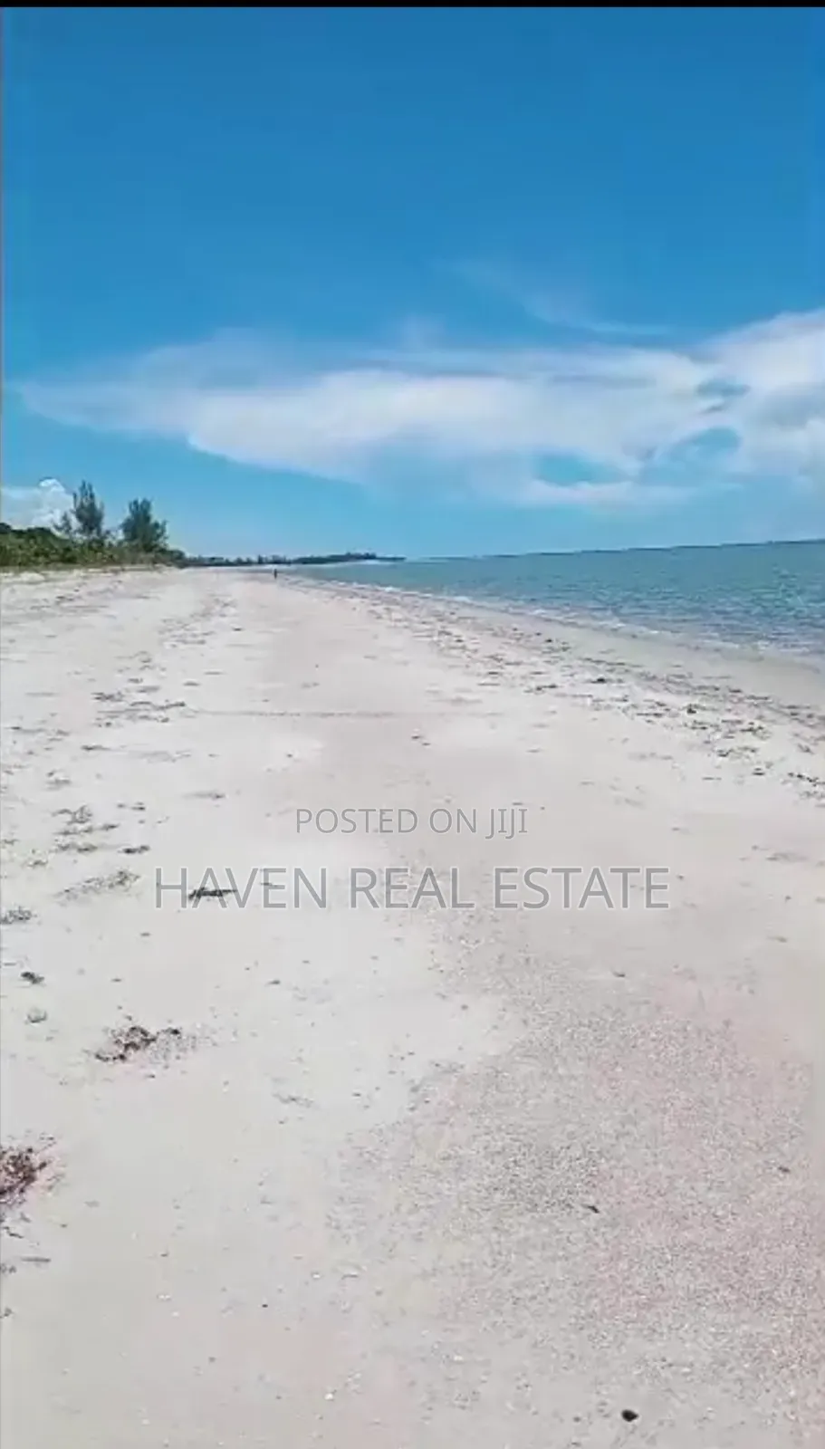 15 Acres Beach Plot Zinauzwa Pangani Tanga in Pangani