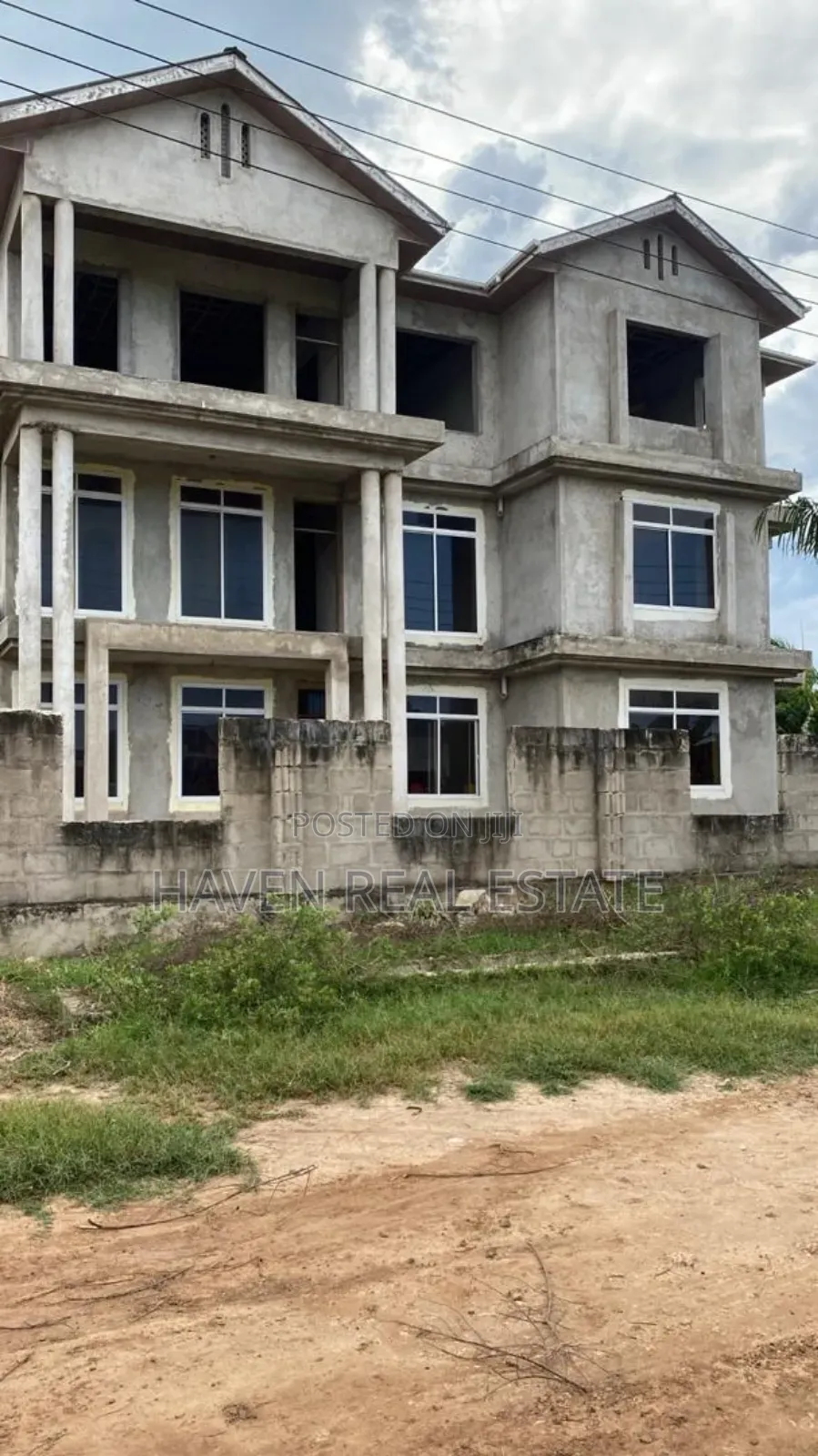 3bdrm Block of Flats in Mbweni for sale in Mbweni