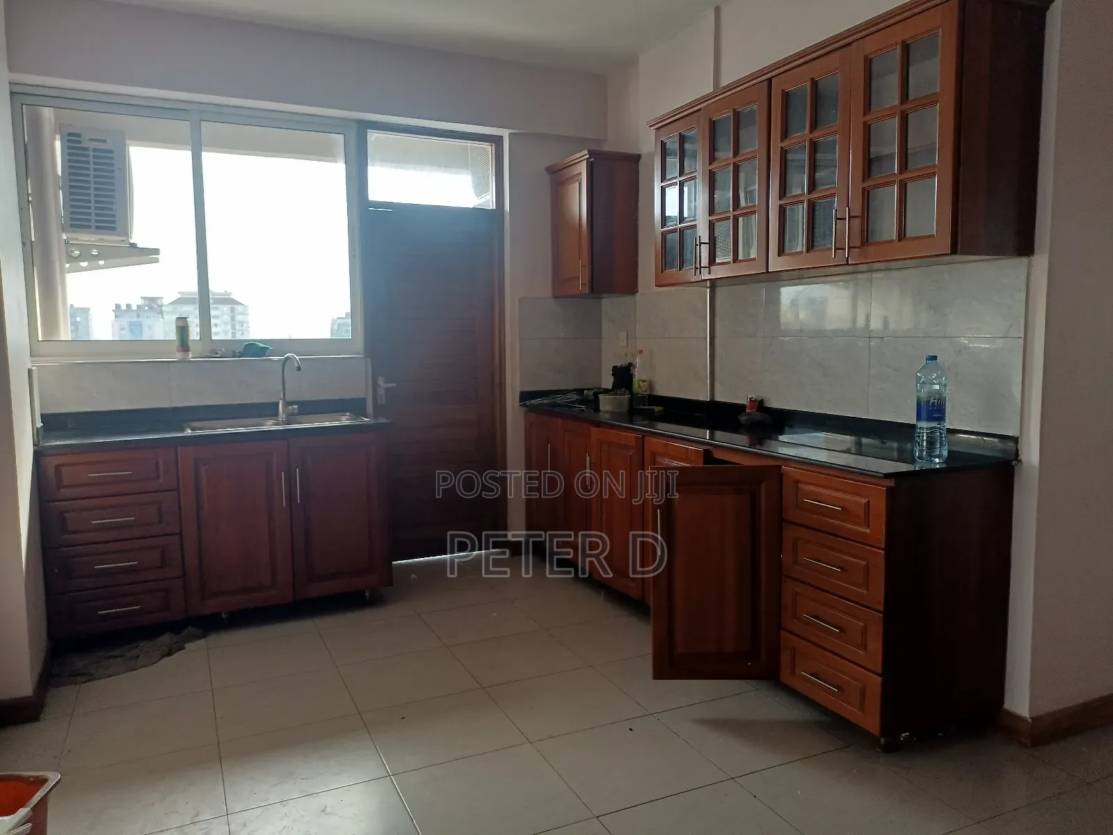 3bdrm Apartment in Kariakoo for rent in Kariakoo