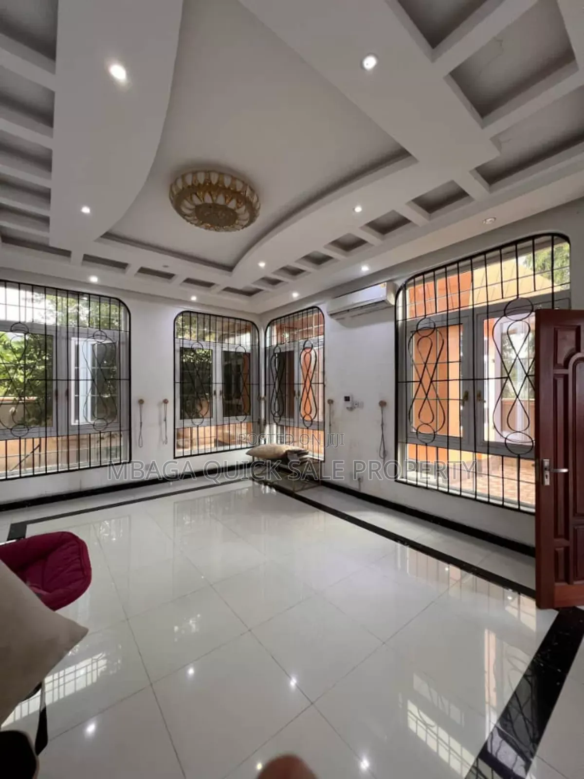 Furnished 6bdrm House in Mbezi Beach, Kigamboni for sale in Kigamboni