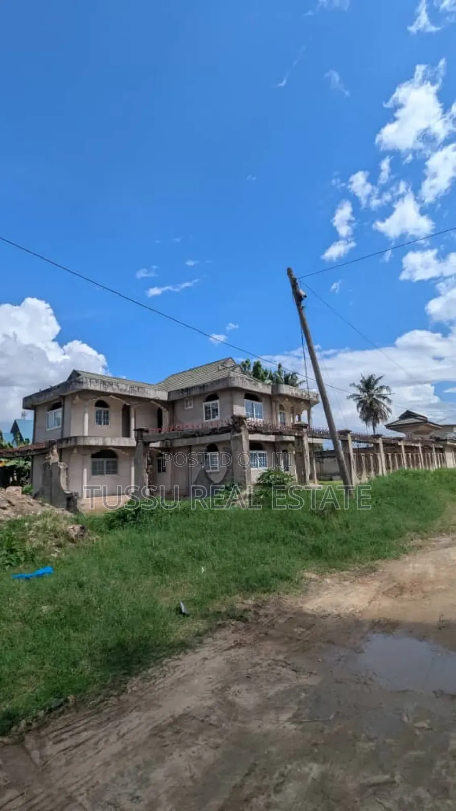 Mini Flat in Mbezibeach Shule for sale in Mbezi Beach