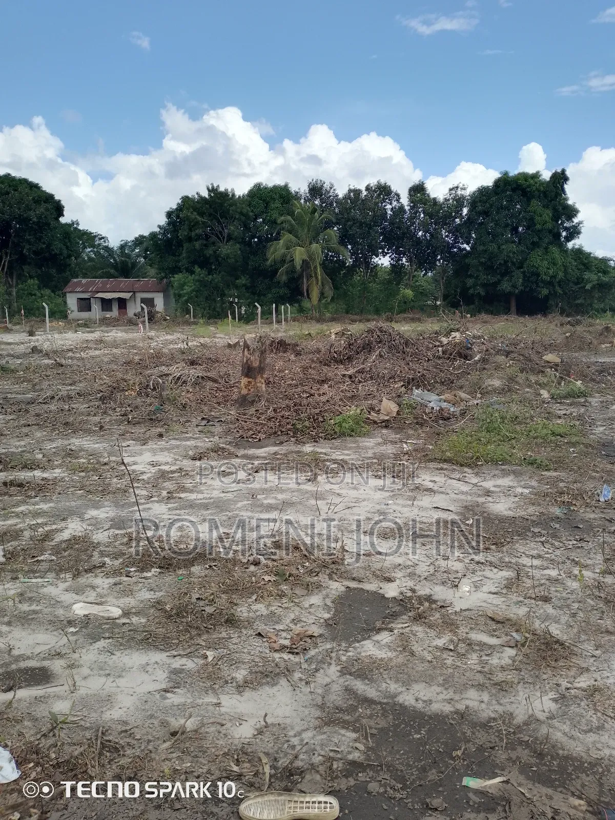 Kiwanja Sqmita 200 Kinauzwa Milioni 5.9 Ukonga Majohe Rada. in Ilala