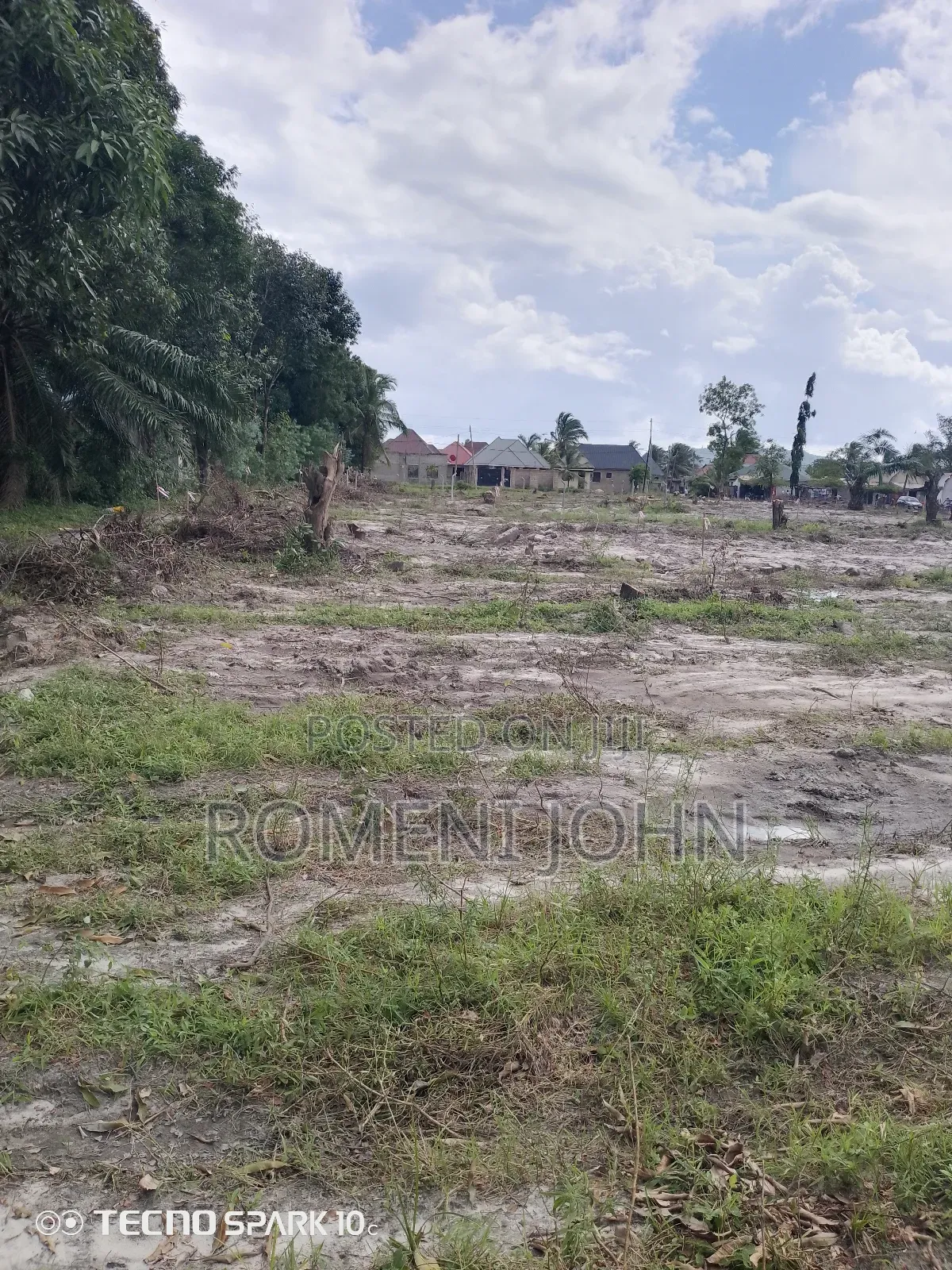 Kiwanja Kinauzwa Milioni 5.7 Ukonga Majohe Rada. in Ilala