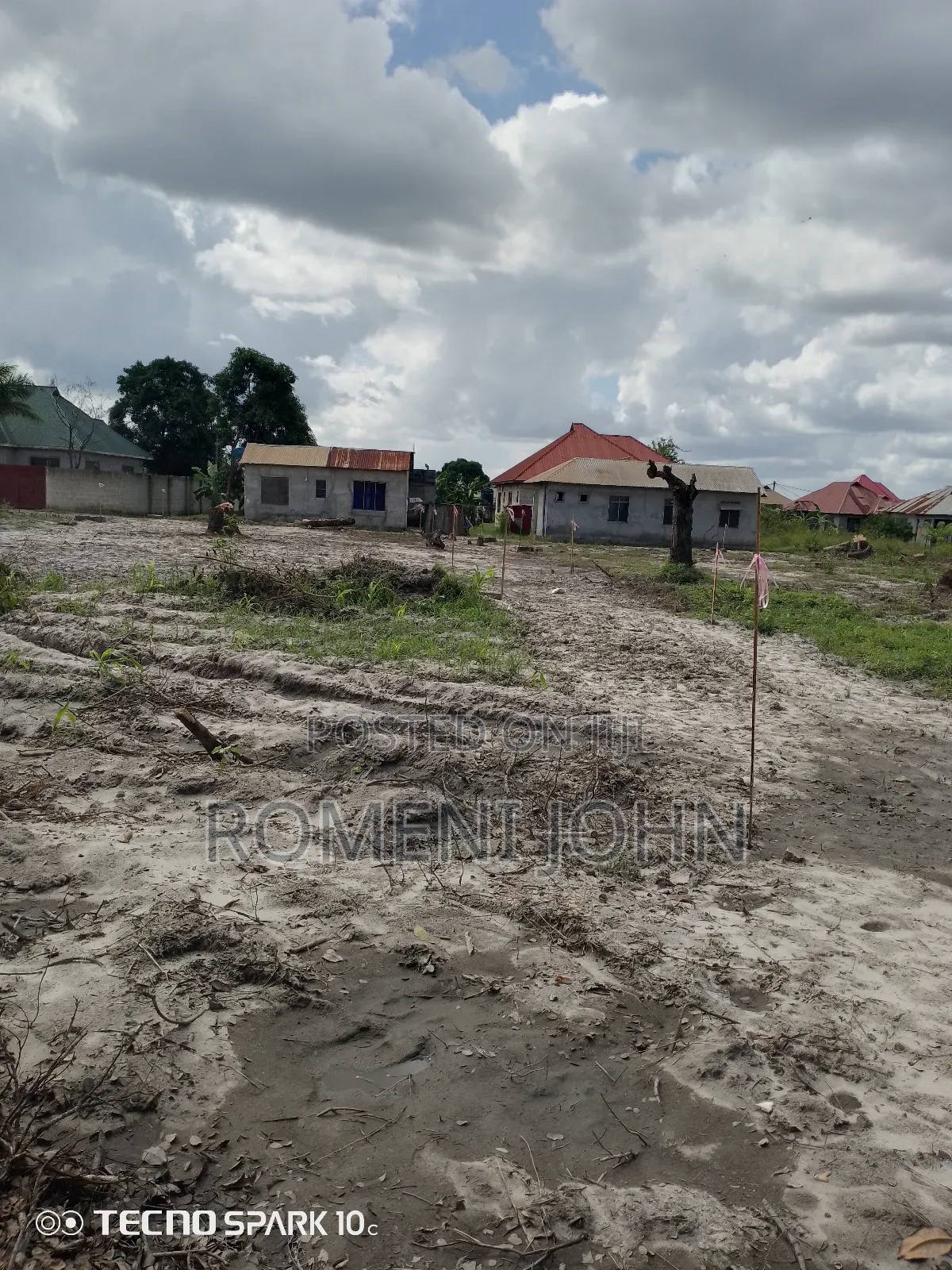 Kiwanja Mita 13 Kwa Mita 12 Kinauzwa Milion 5.6 Majohe Rada. in Ilala