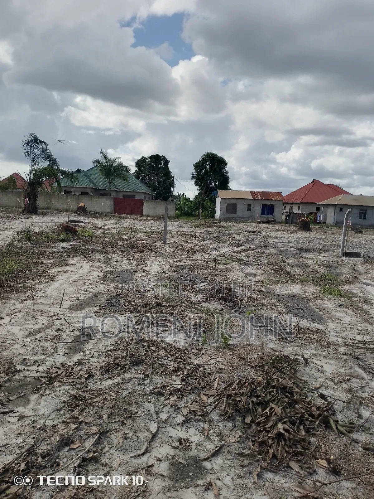 Kiwanja Mita 13 Kwa Mita 12 Kinauzwa Milion 5.6 Majohe Rada. in Ilala