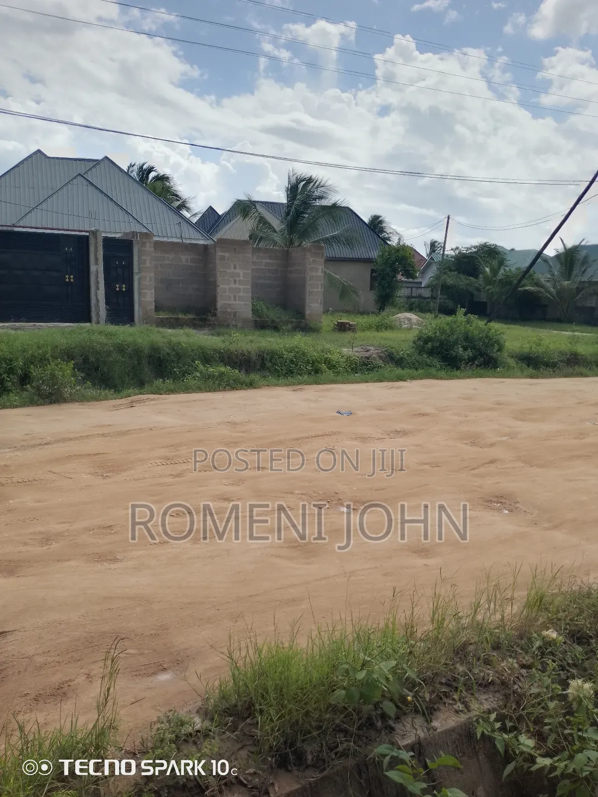 Kiwanja Sqmita 144 Kinauzwa Milioni 5.5 Ukonga Majohe Rada. in Ilala