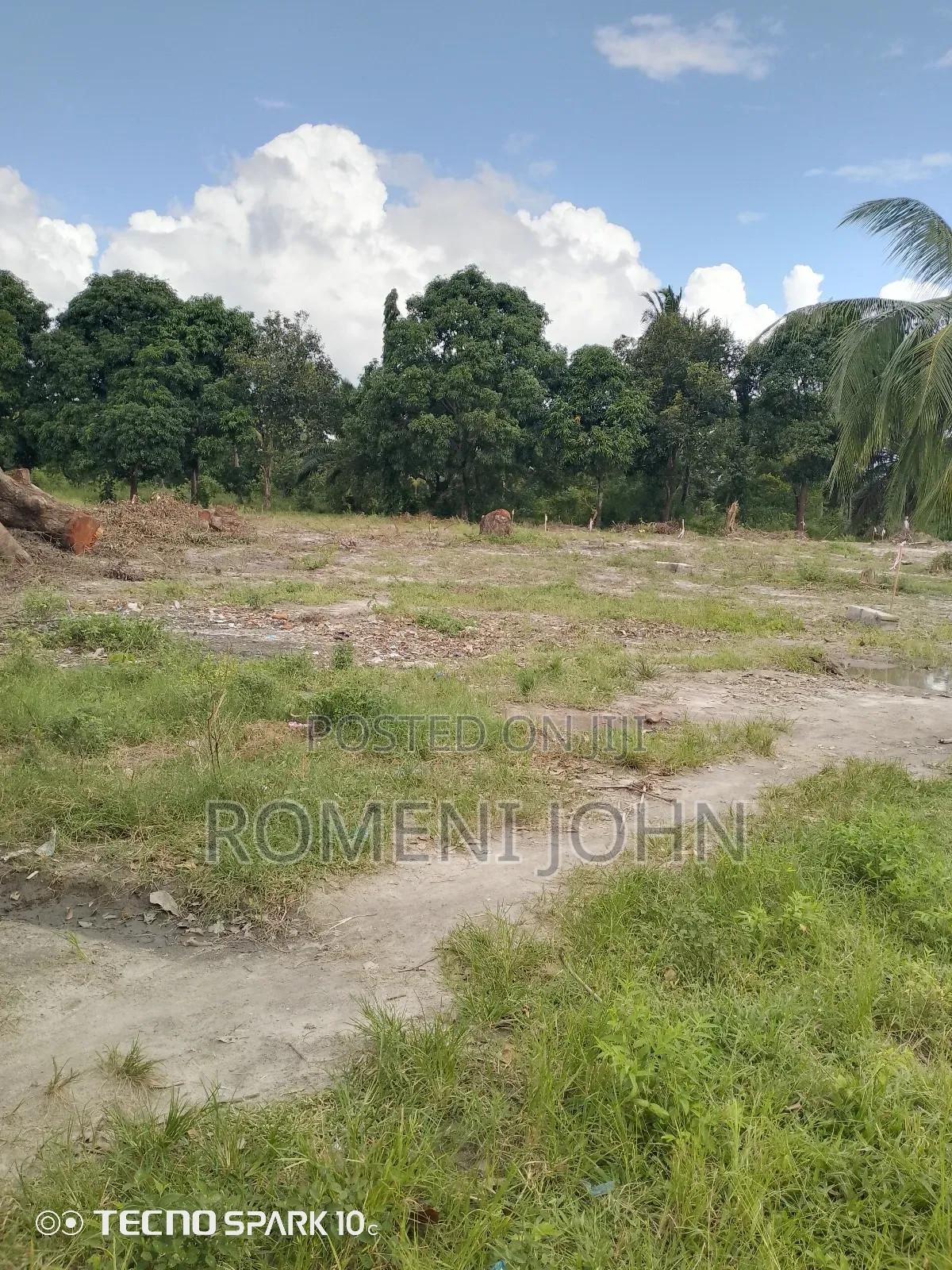 Kiwanja Kinauzwa Milioni 5.4 Ukonga Majohe Rada. in Ilala