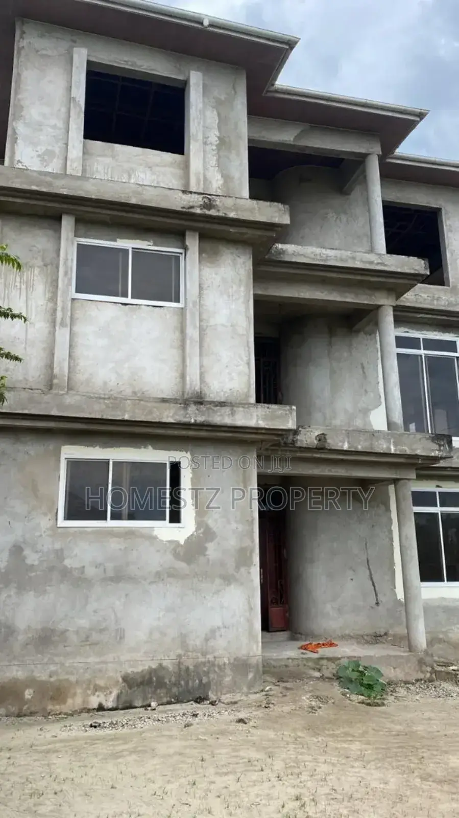 3bdrm Apartment in Mbweni Jkt, Kinondoni for sale in Kinondoni