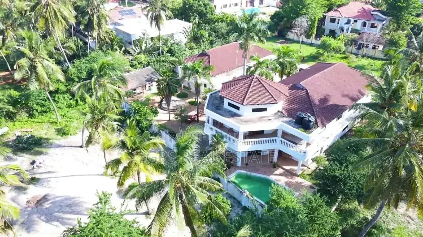8bdrm House in Mbezi Beach, Kinondoni for sale in Kinondoni