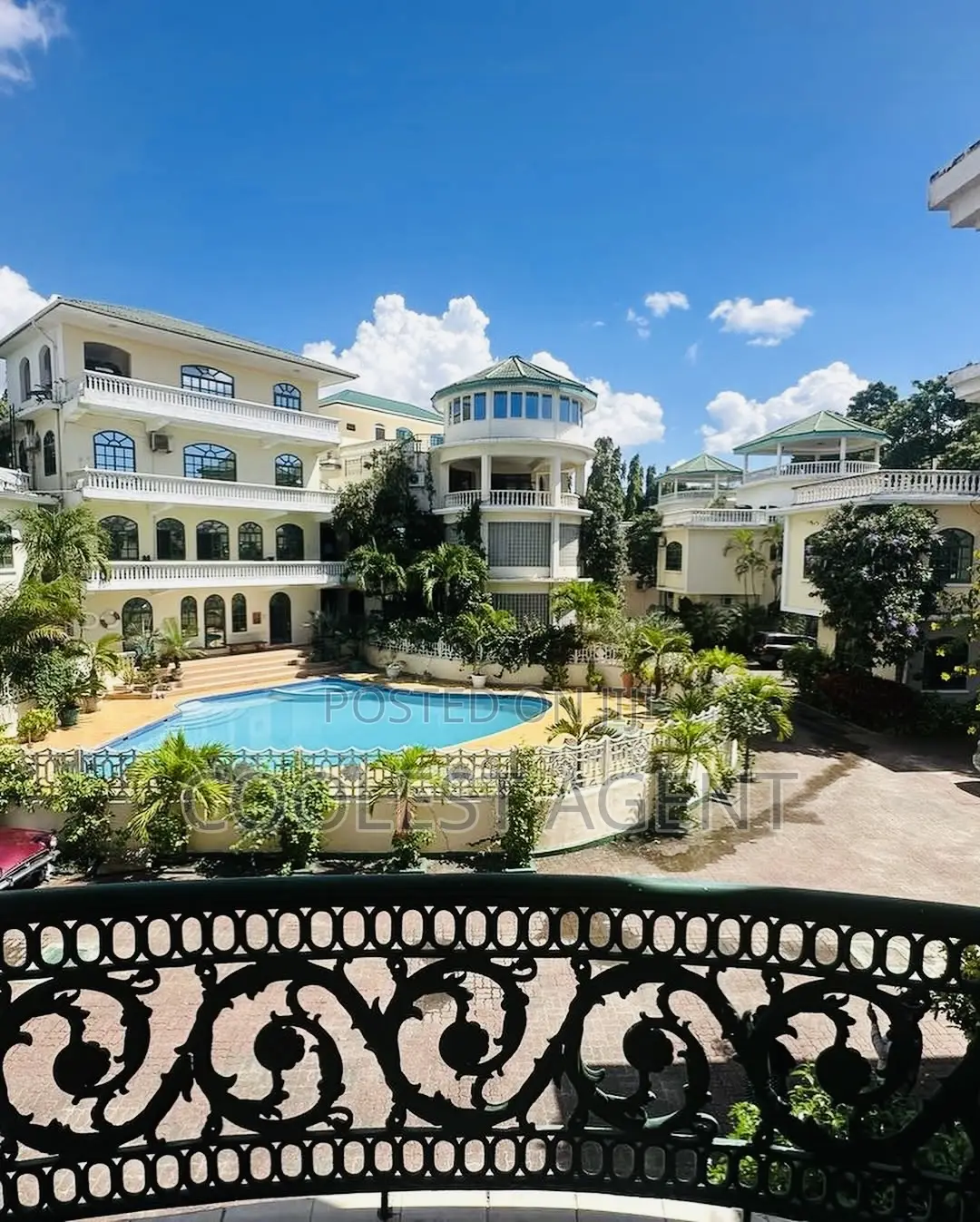 Furnished 4bdrm Villa in Coolest Estate, Oyster Bay for rent in Oyster Bay