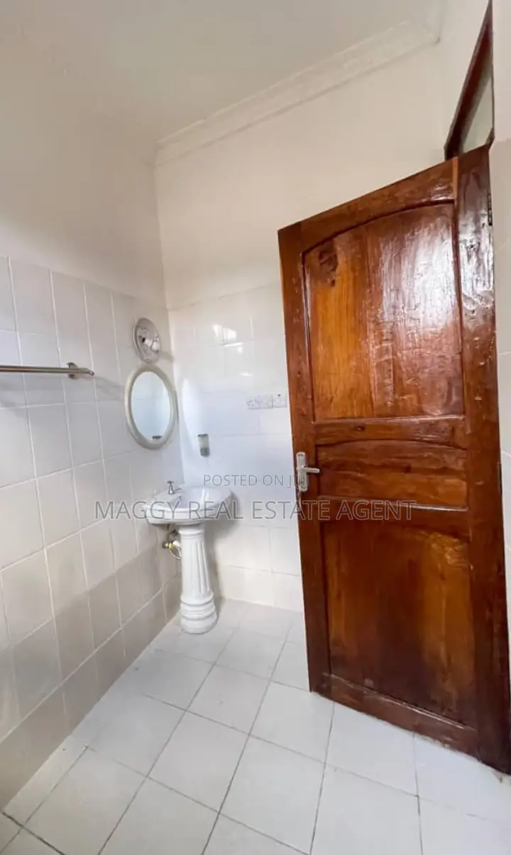 4bdrm House in Mbezi Beach for rent in Mbezi Beach