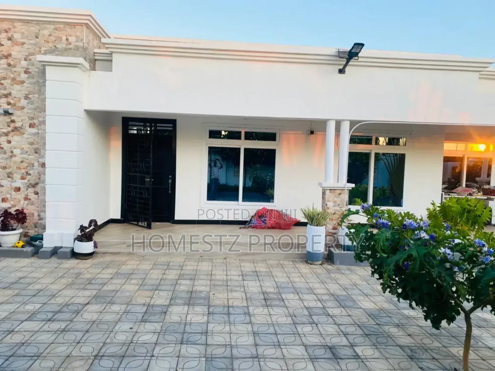 Furnished 5bdrm House in Lyumbi Dodoma for sale in Dodoma Rural