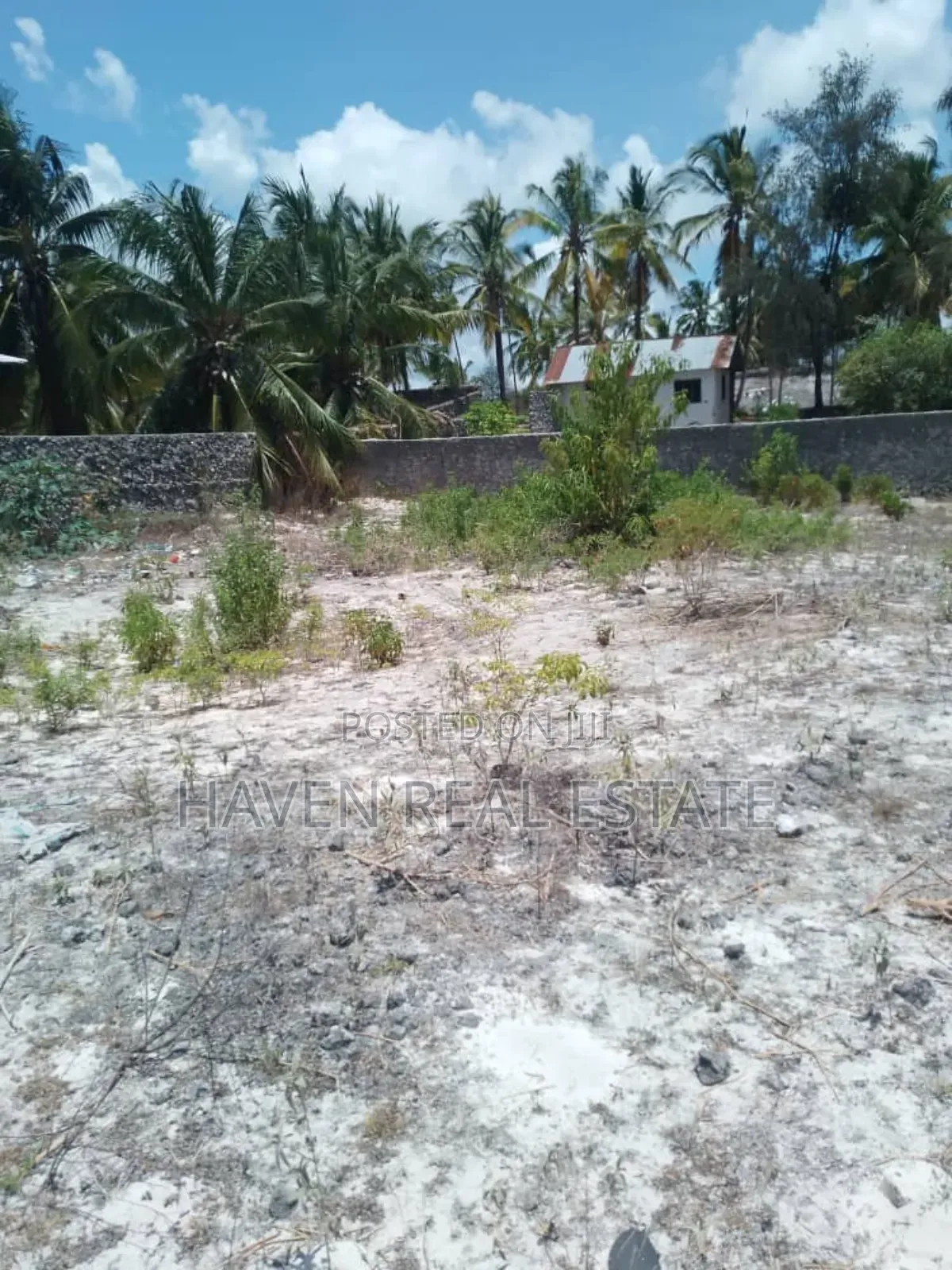 Second Beach Plot for Sale at Zanzibar in Unguja North