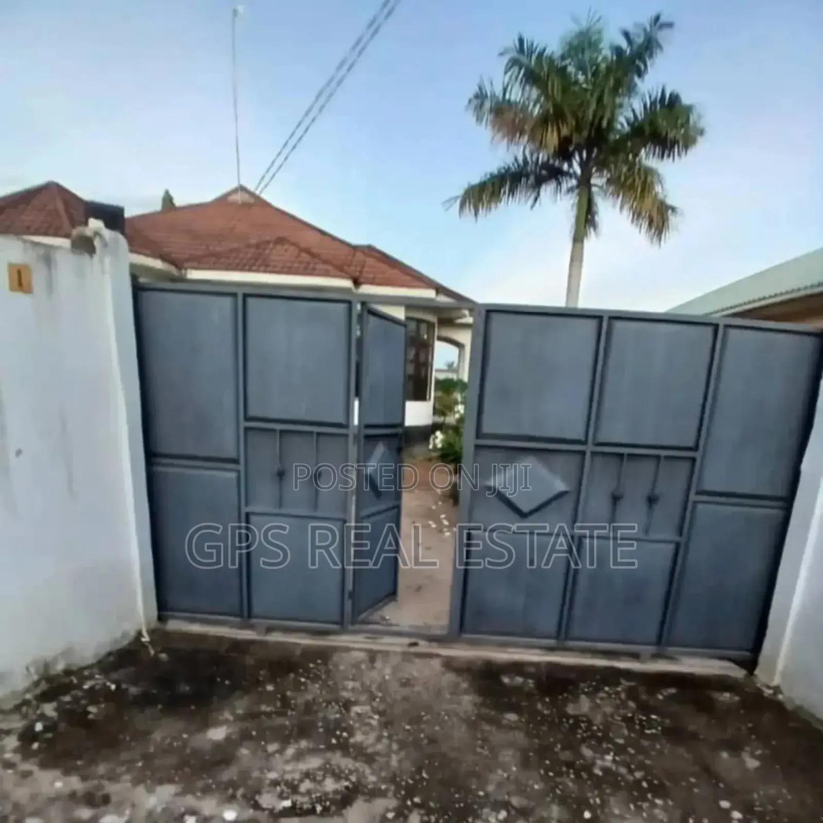 3bdrm House in Ununio, Kinondoni for sale in Kinondoni