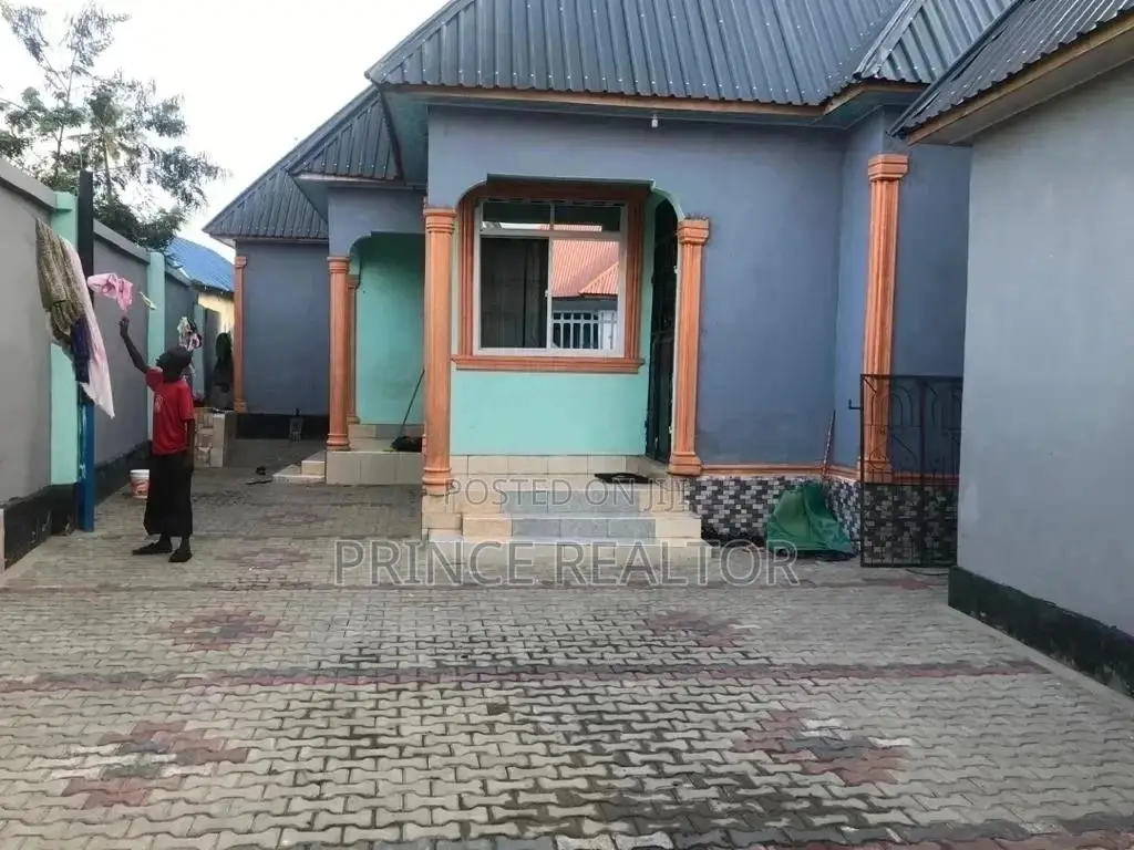 Good House For Sale in Kigamboni