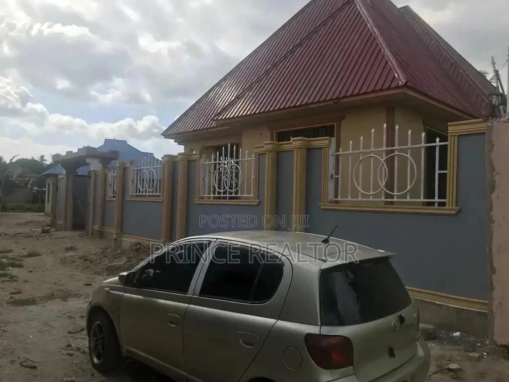 House For Sale in Chamazi