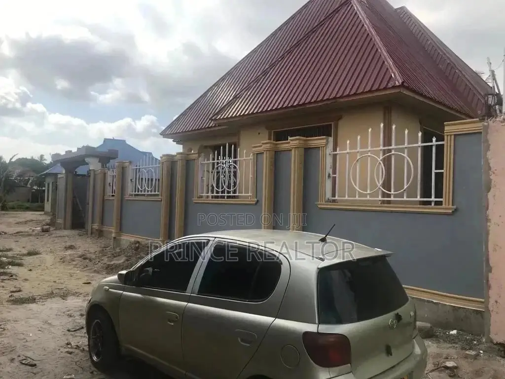 House For Sale in Chamazi