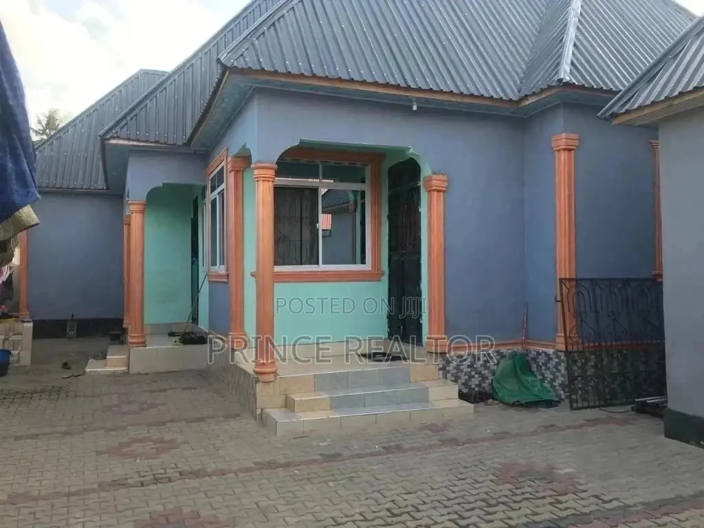 House For Sale in Chamazi