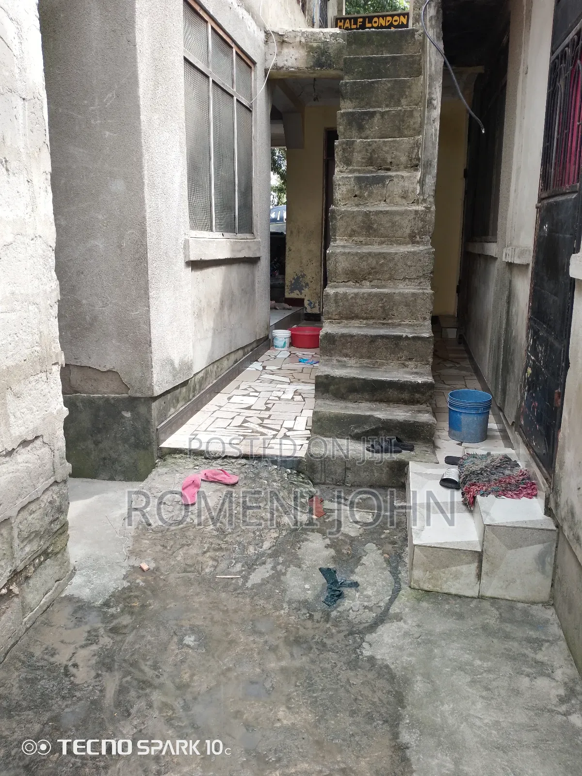 13bdrm Apartment in Tanzania Daresalaam, Ilala for sale in Ilala