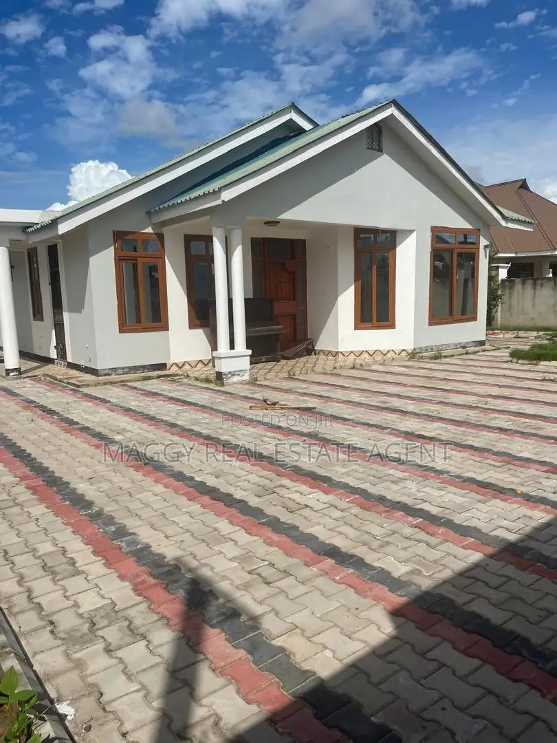 5bdrm House in Teta, Mbweni for rent in Mbweni