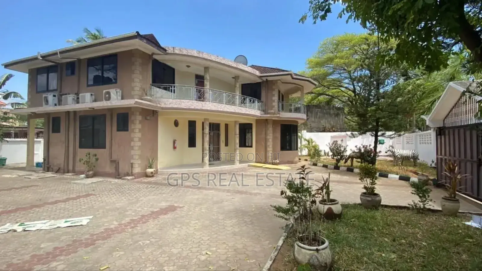 5bdrm House in Mikocheni A ,, Kinondoni for sale in Kinondoni