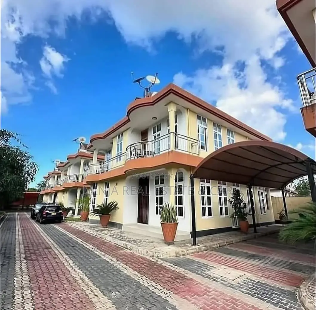 Furnished 4bdrm Villa in Mbezi Beach for rent in Mbezi Beach