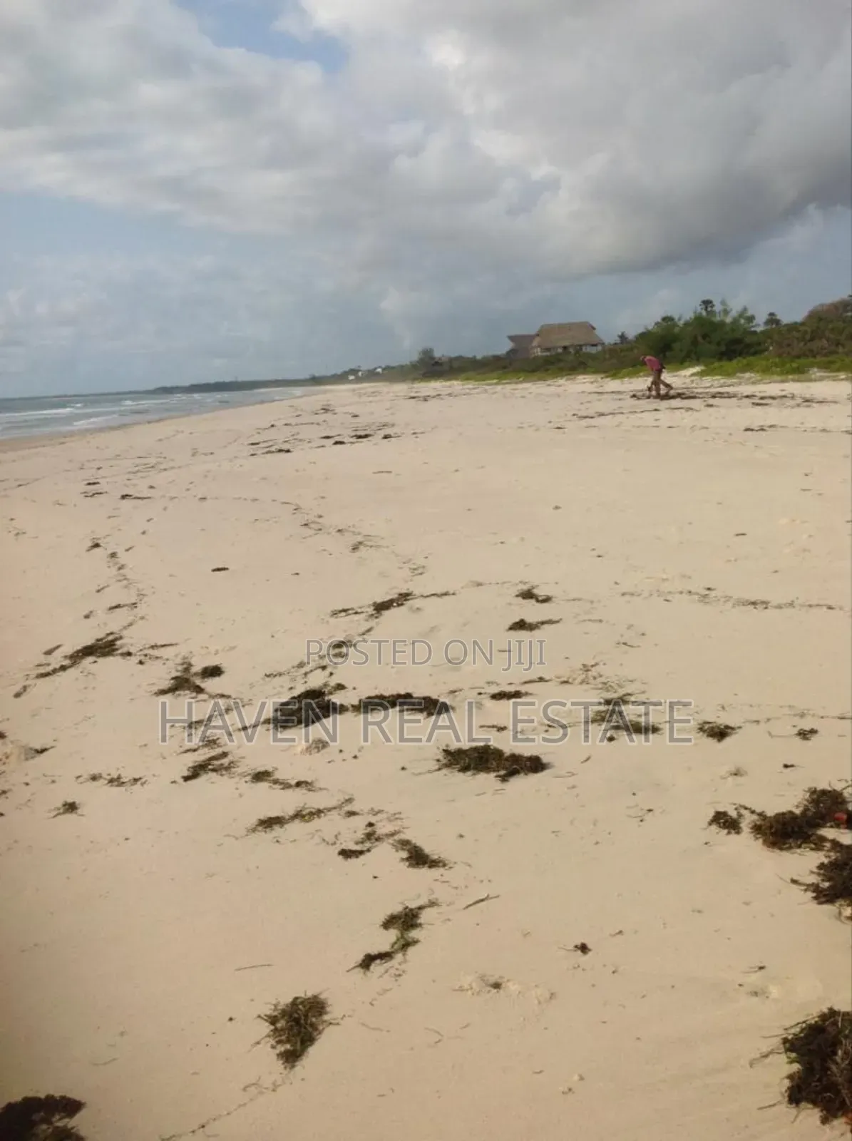 Beach Plot for Sale at Kigamboni Dege in Kigamboni