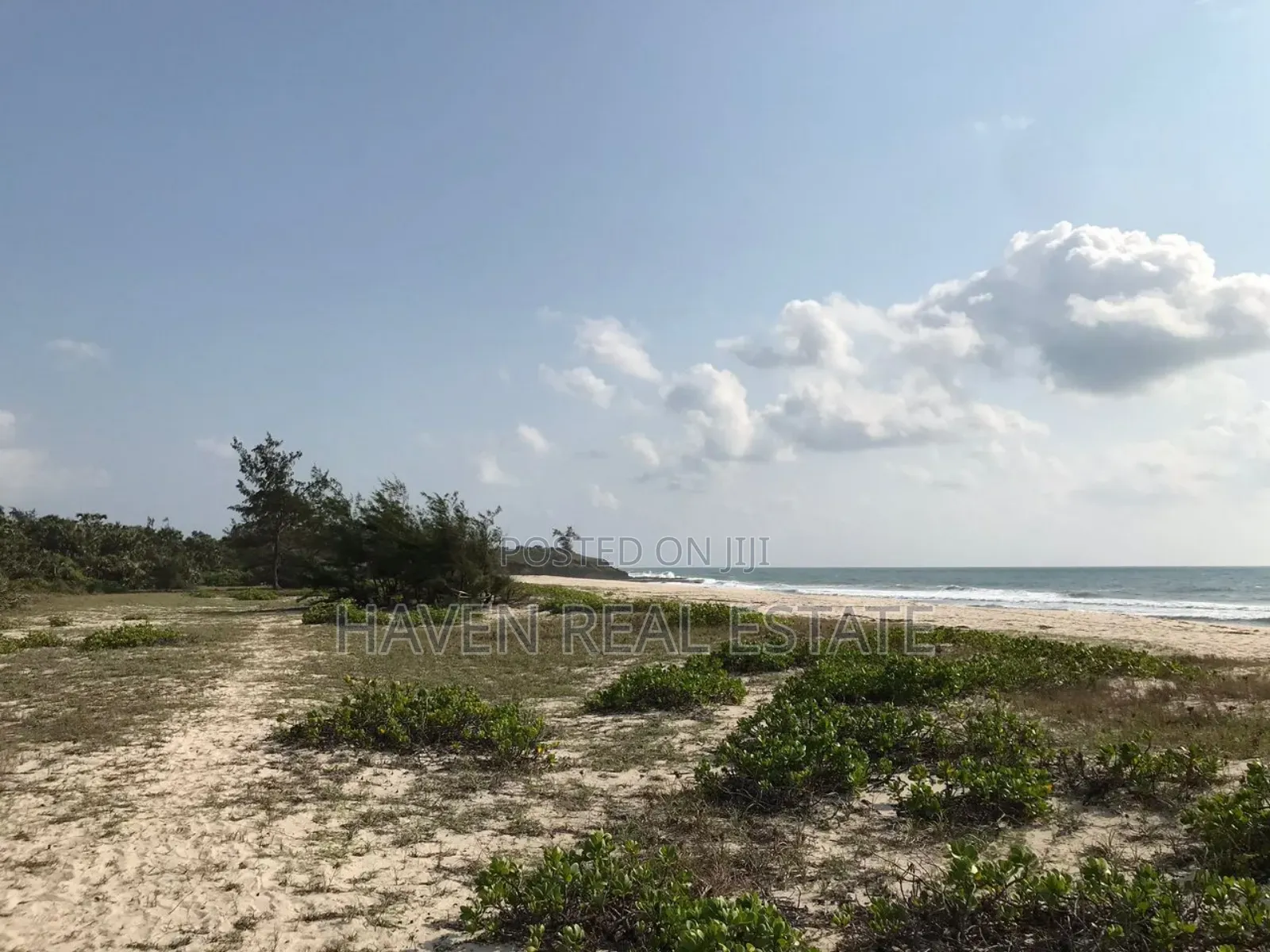 Beach Plot for Sale at Kigamboni Dege in Kigamboni