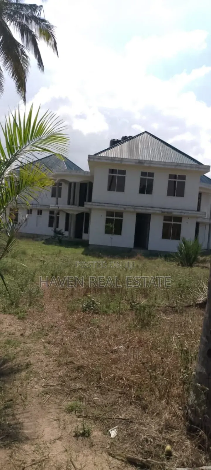 20bdrm House in Mbezi for sale in Mbezi