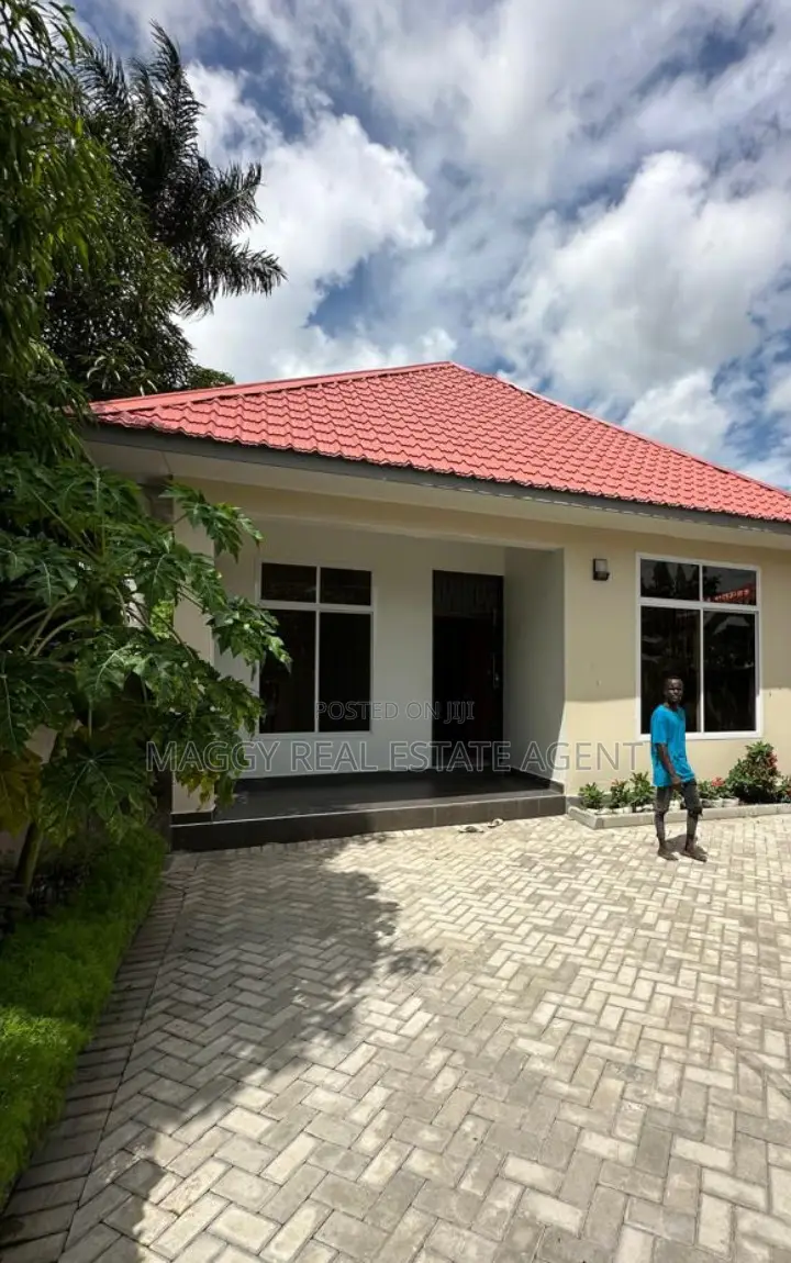 3bdrm House in Ununio, Kunduchi for rent in Kunduchi