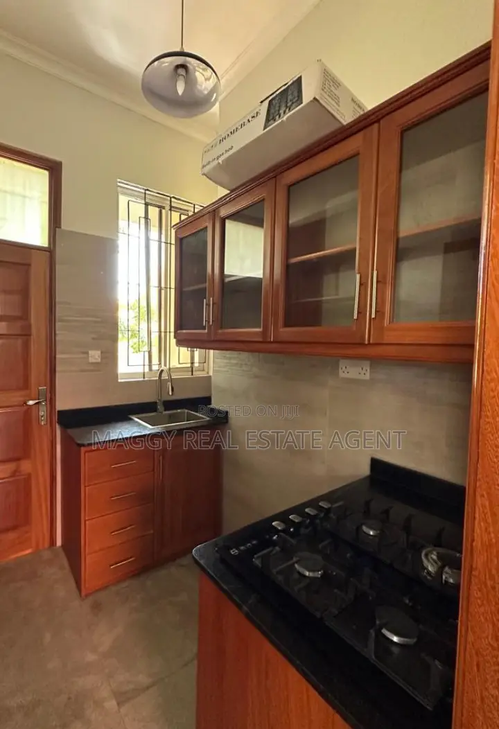 3bdrm House in Ununio, Kunduchi for rent in Kunduchi
