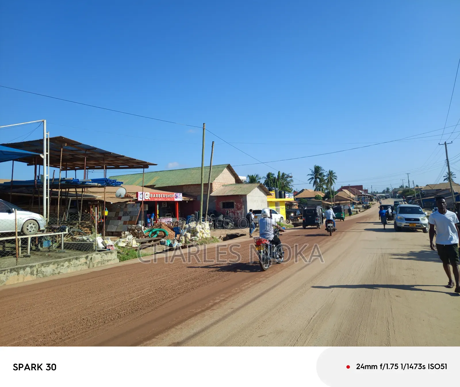 Fremu 35 Na Ukumbi Zinauzwa Ukonga Moshibar. in Ukonga