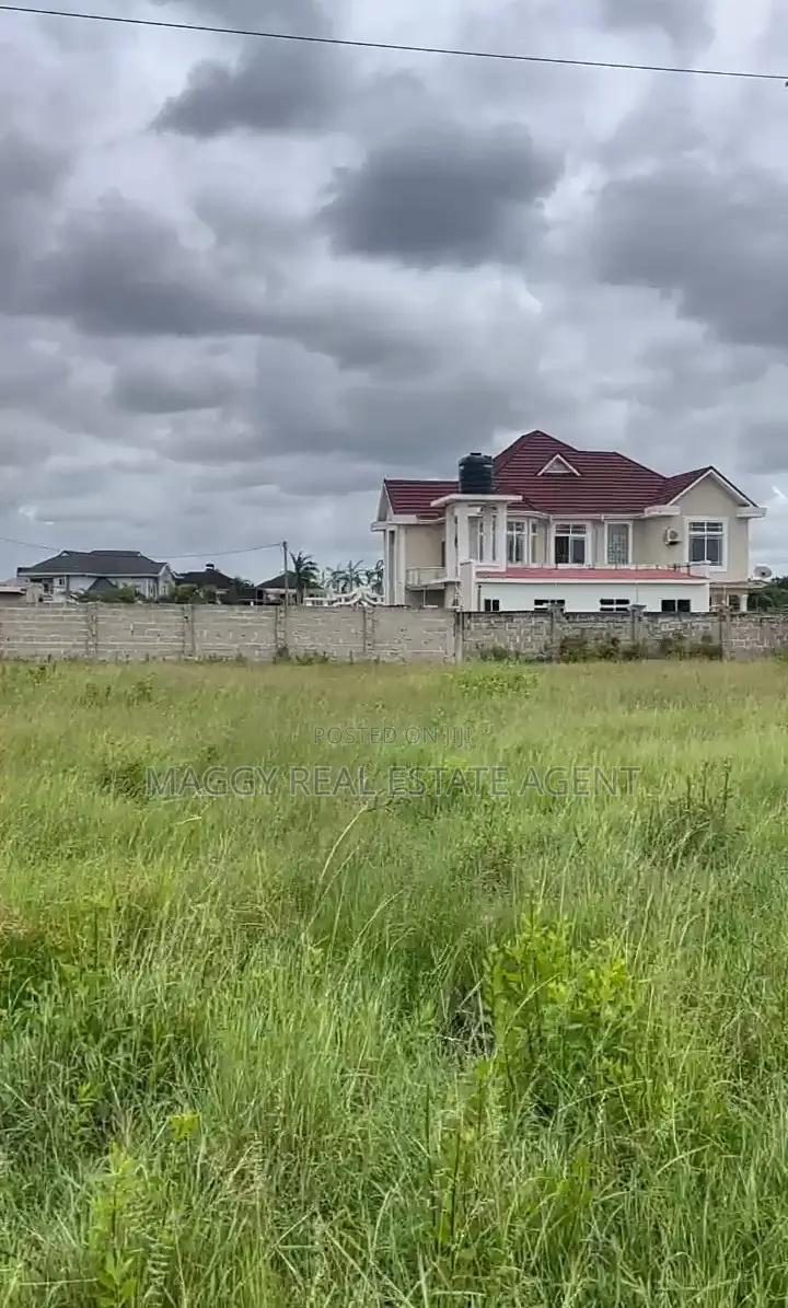 SQMTS 1100 Plot Mbweni JKT in Mbweni