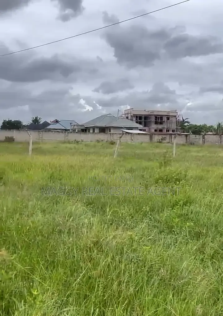 SQMTS 1100 Plot Mbweni JKT in Mbweni