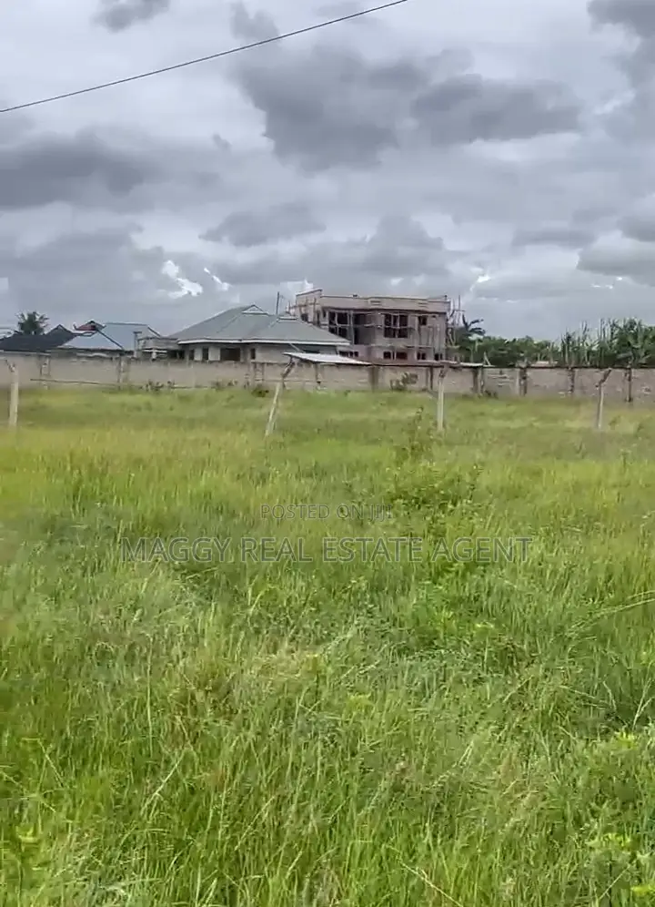 SQMTS 1100 Plot Mbweni JKT in Mbweni