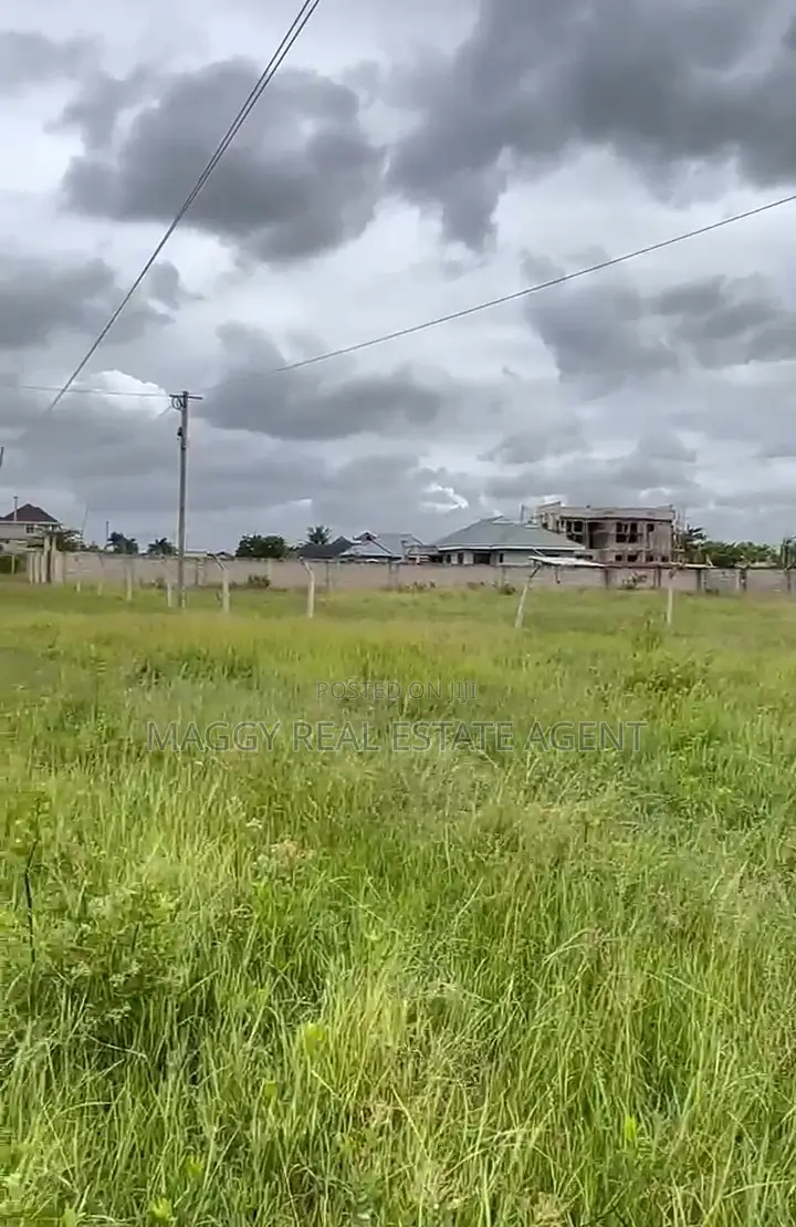 SQMTS 1100 Plot Mbweni JKT in Mbweni