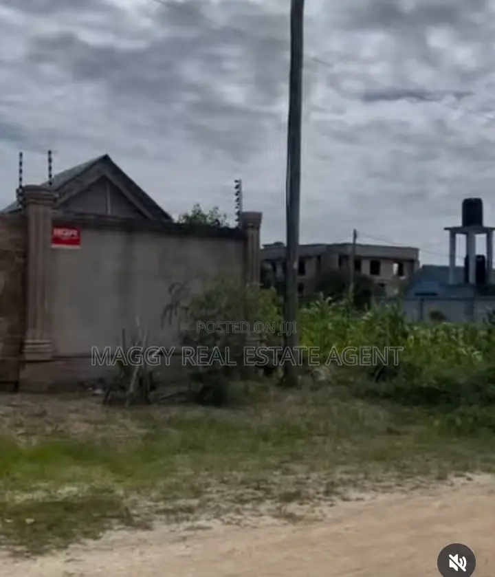 SQMTS 1970 Plot Mbweni Mpiji in Mbweni