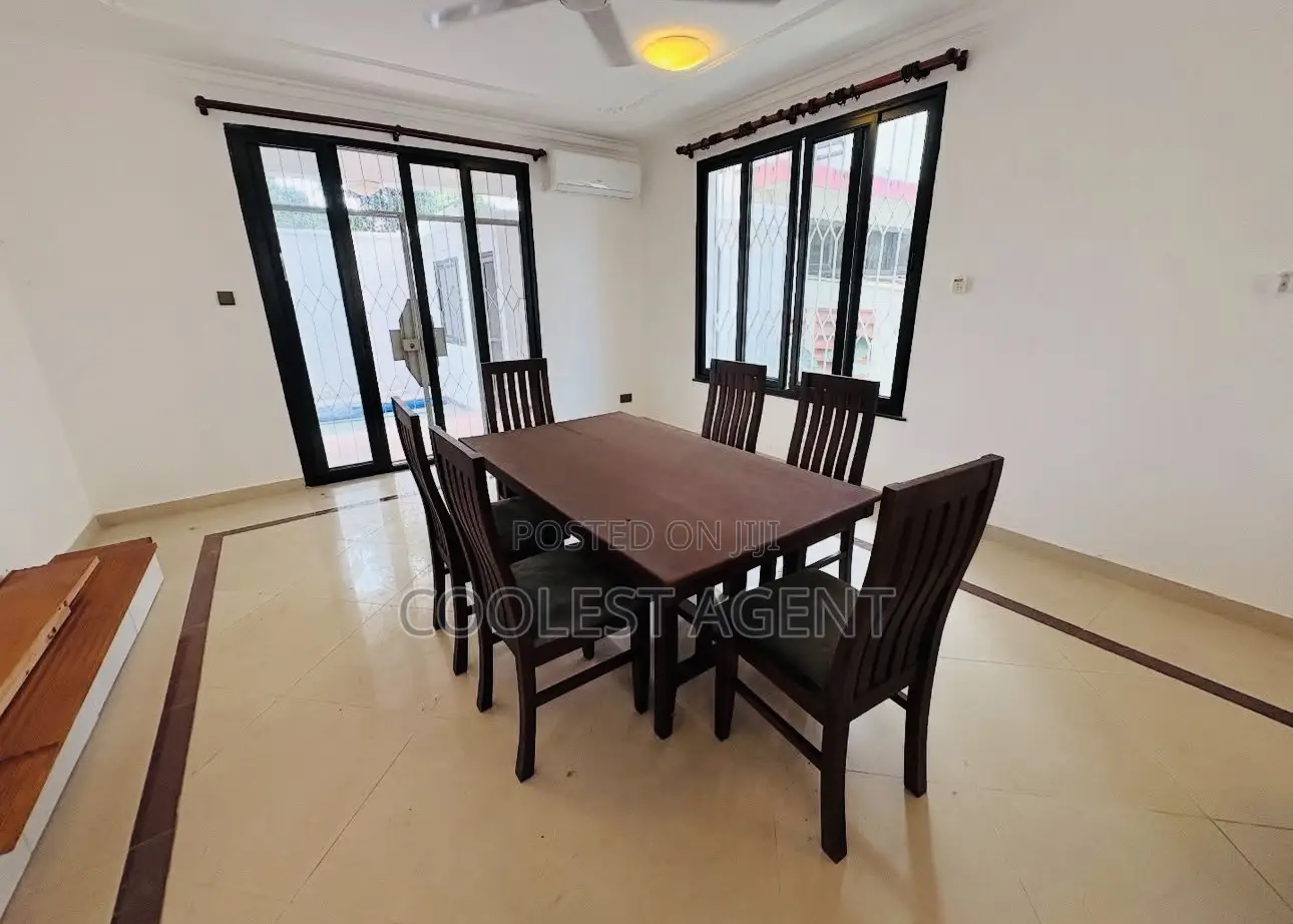 Furnished 4bdrm Villa in Coolest Estate for rent in Ada Estate