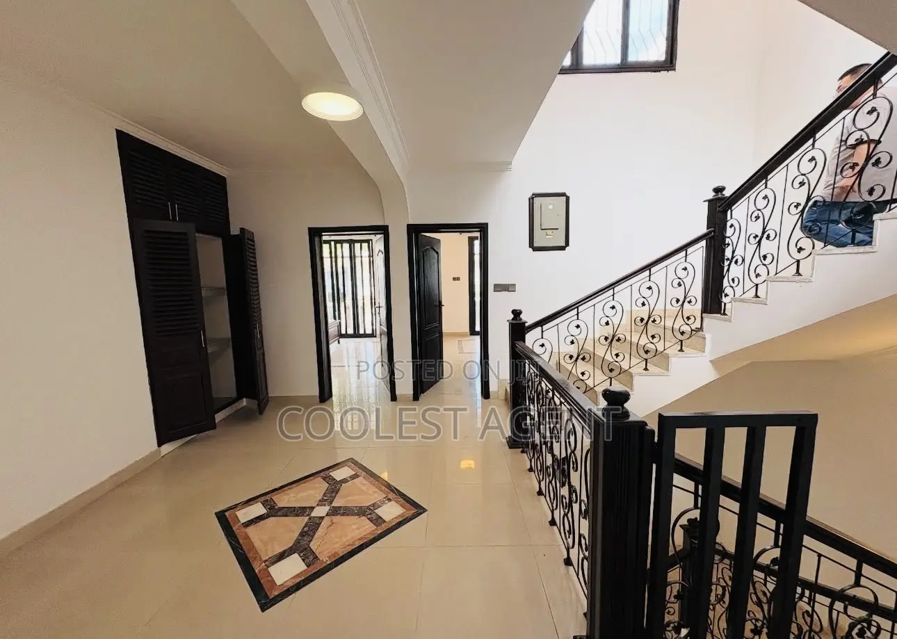 Furnished 4bdrm Villa in Coolest Estate for rent in Ada Estate
