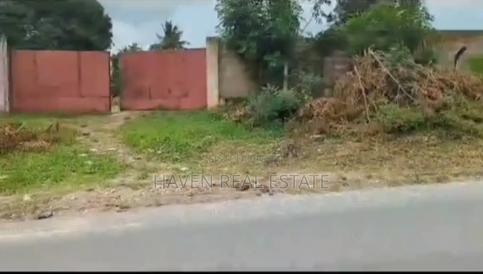 Commercial Plot for Sale at Tabata Segerea in Segerea
