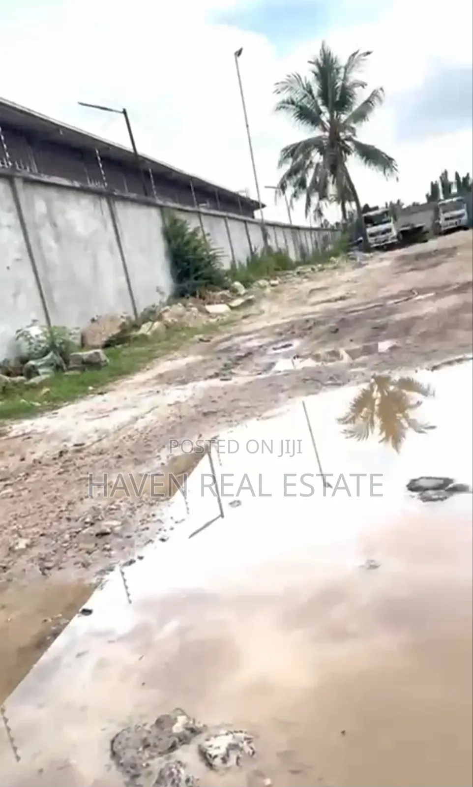 Yard Inauzwa Buguruni Mandela Road in Buguruni